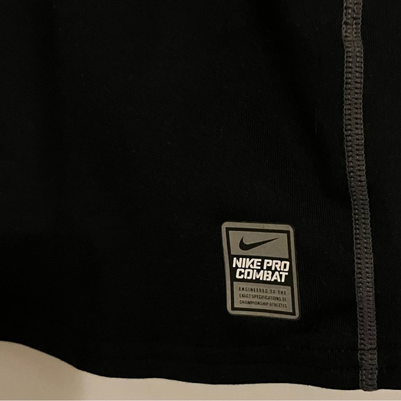 Nike Pro Combat Compression Shirt - Picture 4 of 8